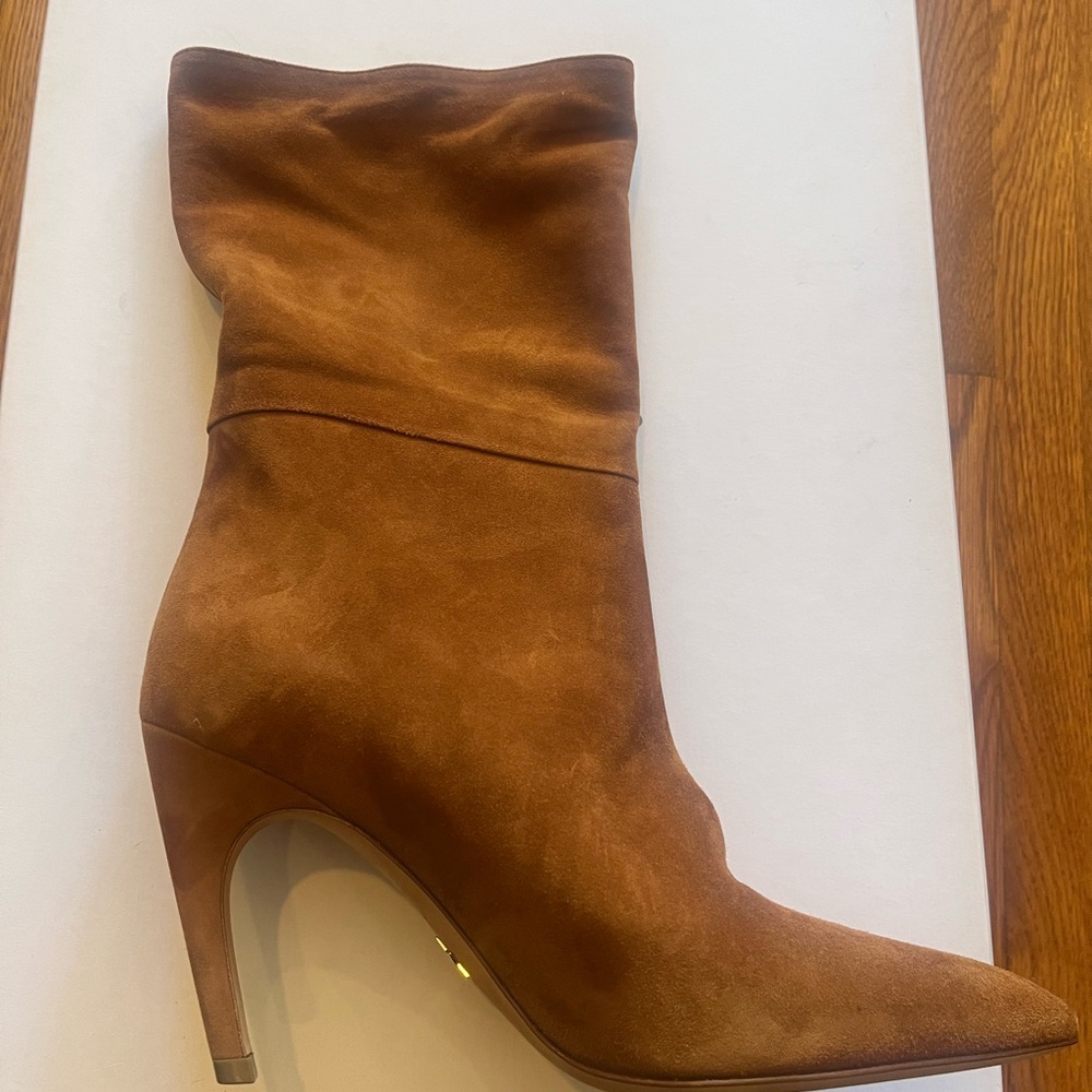 DIOR camel brown suede booties size 7.5 new with box - Picture 2 of 6